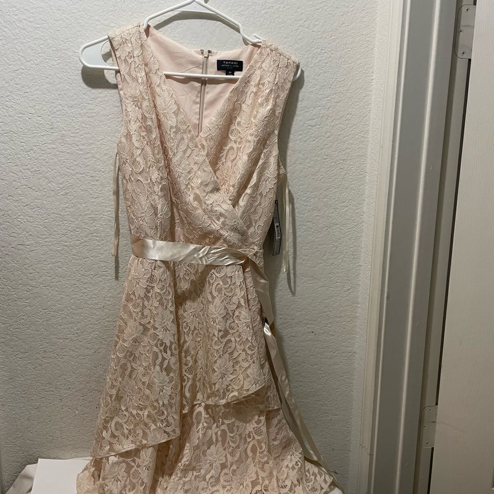 Tamari lace dress cream gold New